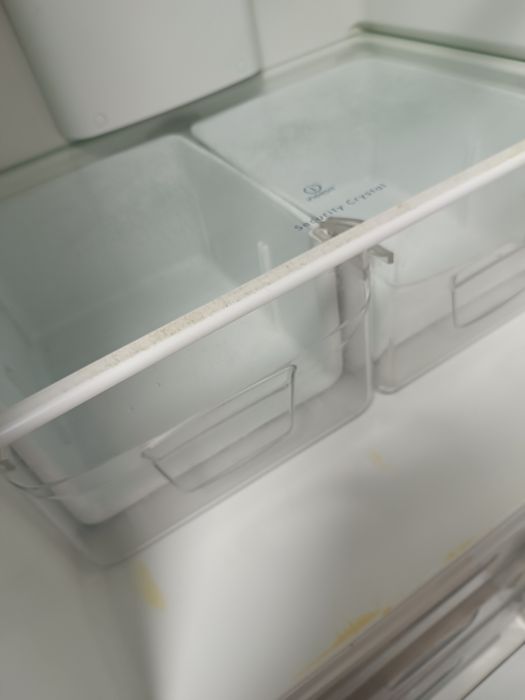 Холодильник Indesit B18FNF