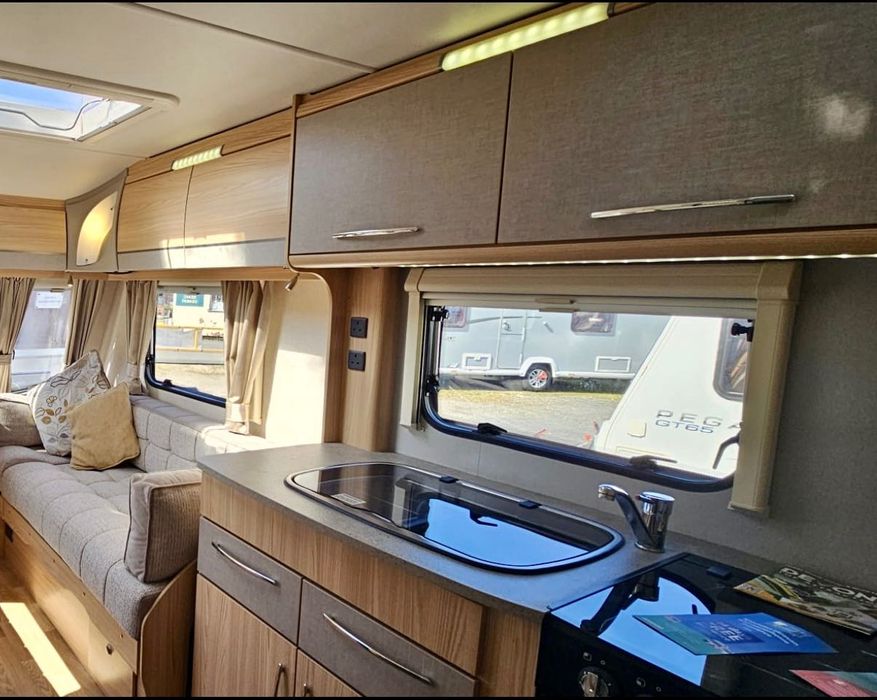 Caravana Coachman Amara - impecável