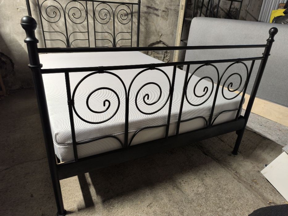 Łóżko 140x200 + Niemiecki Materac . IKEA Noresund  + BodyGuard czarne