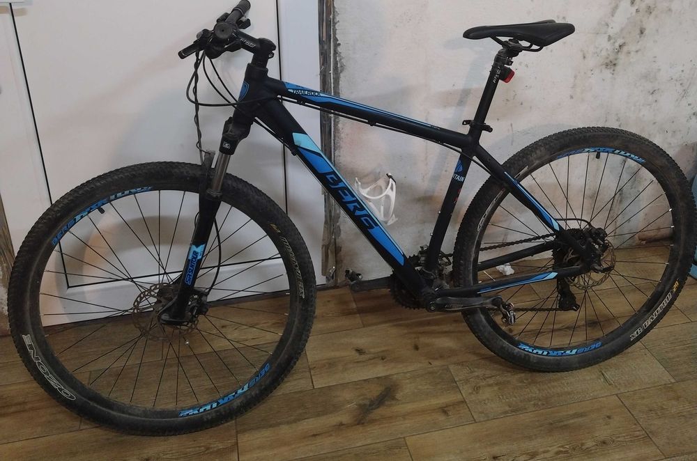 Trail rock 50 tamanho L roda 29