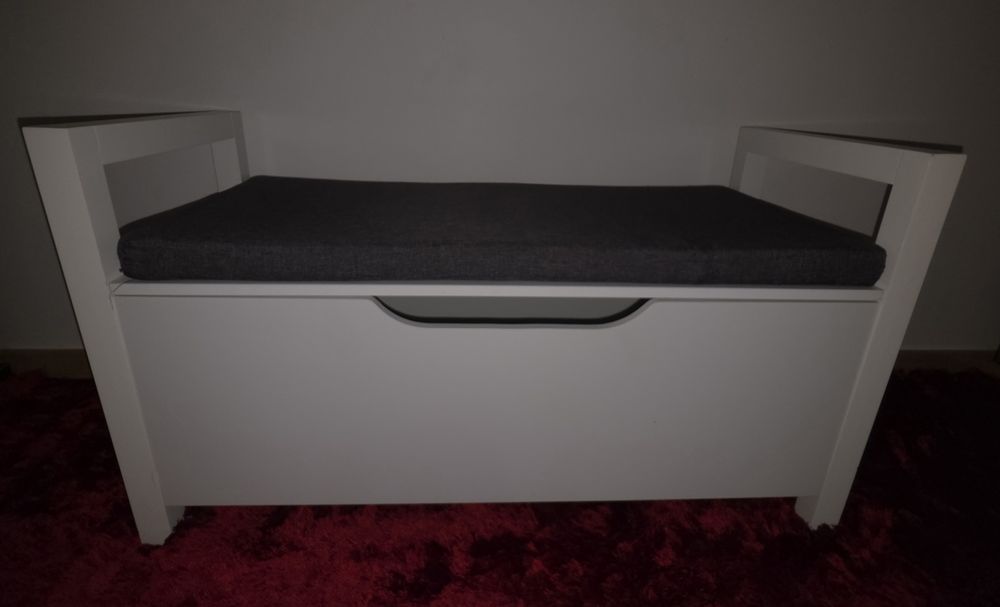 Banco com arrumação