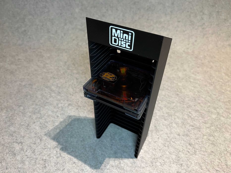 Stojak ścienny na 20 płyt MD MiniDisc