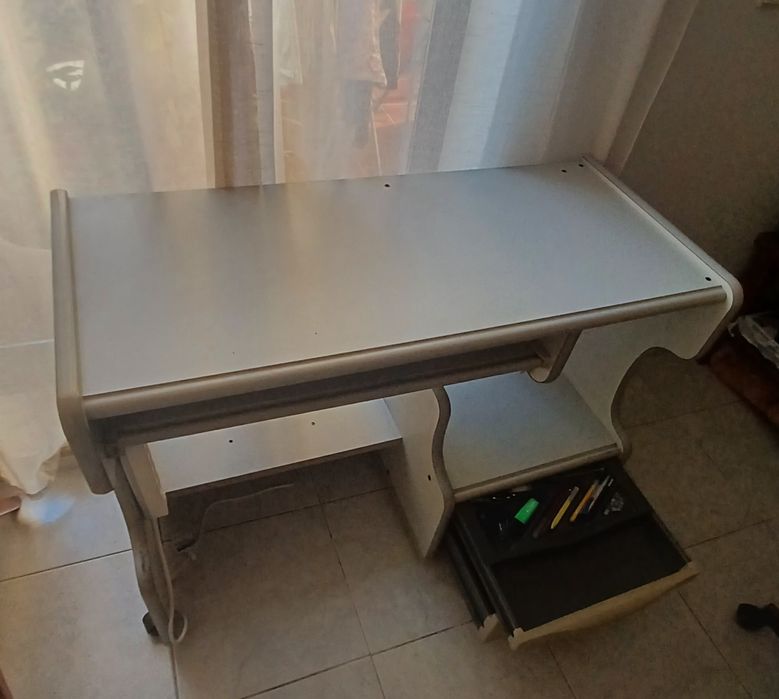 Secretaria de escritório para ter em casa.