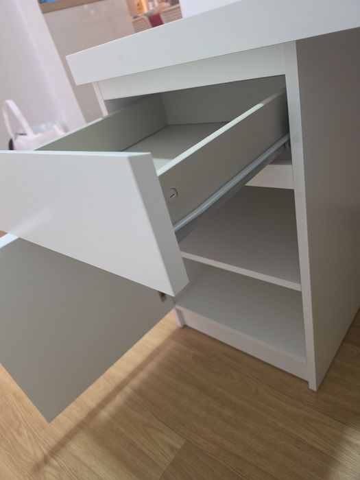 Secretária Ikea Malm