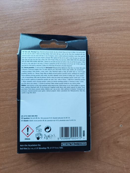 Sztuczne paznokcie