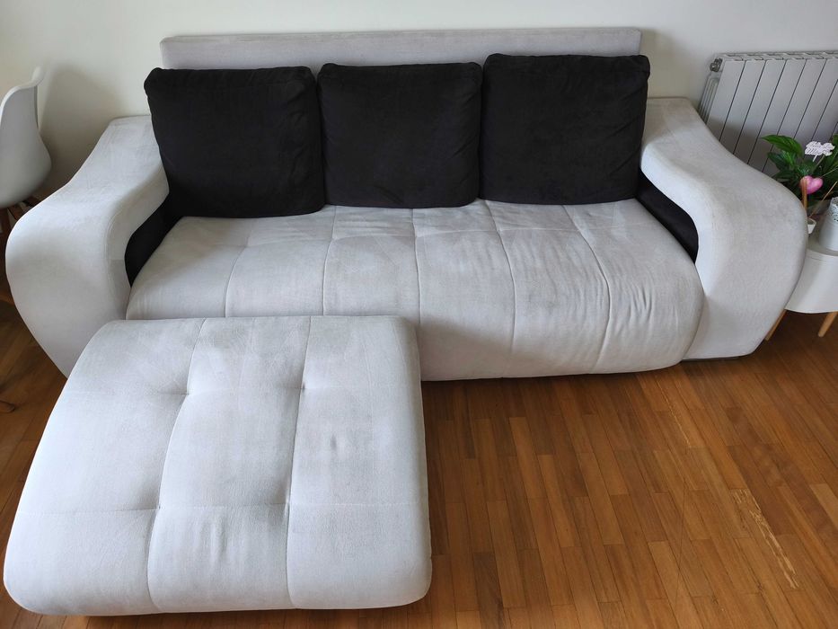 Sofá com chaise longue