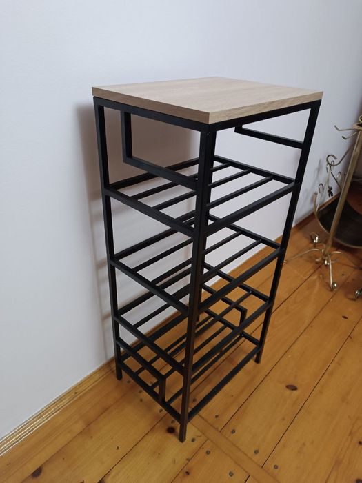 Кований передпокій. Пуф + вішак
Передпокій складається з банкетки і на