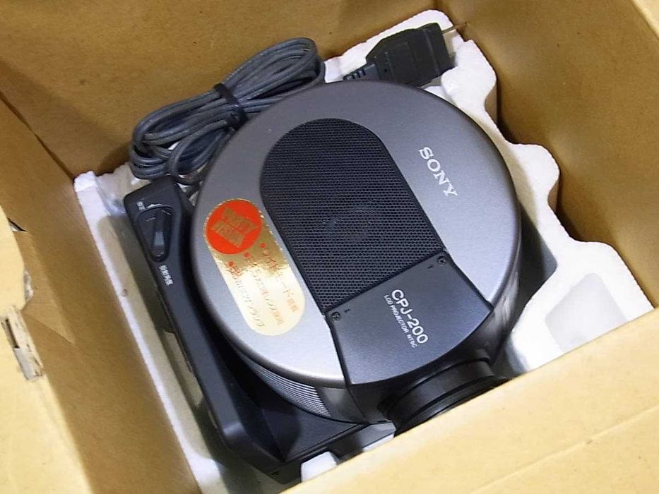 Проэктор SONY  Мini CPJ-200 . Made in JAPAN!
