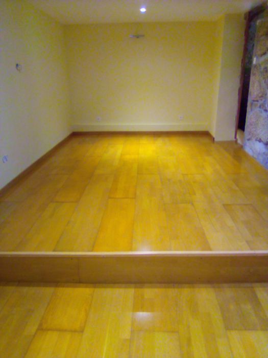 Taqueiro recuperação pavimento madeira flutuante e aplicação