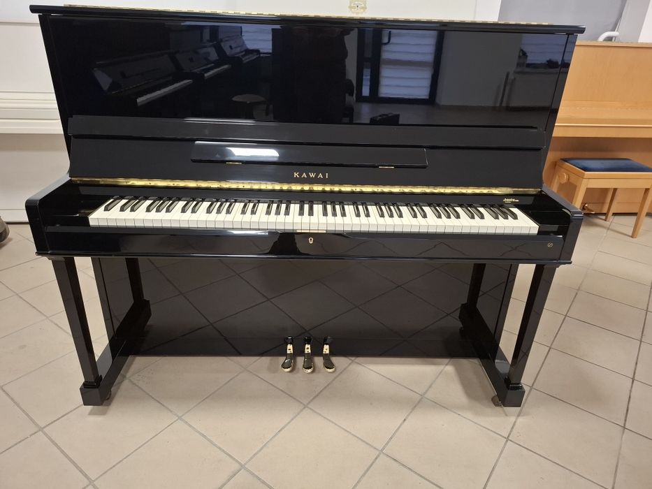 Pianino Kawai CS-35 N- stan bdb