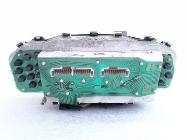 Quadrante / painel de instrumentos TOYOTA Yaris (_P1_)