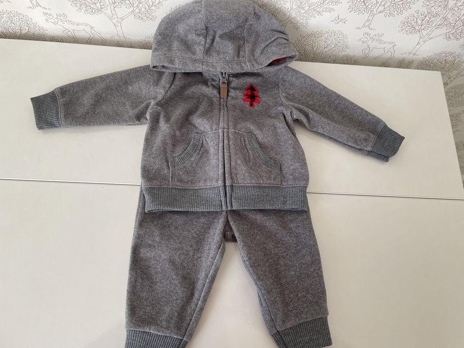 Костюм Carter’s хлопчику 68 розмірм  весна/осінь