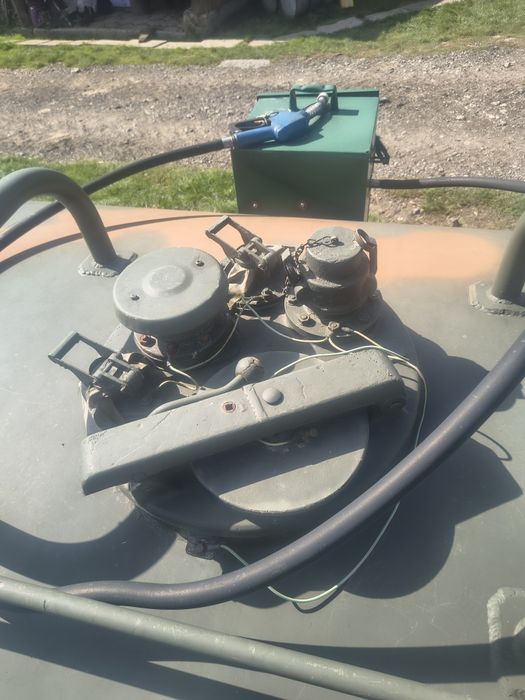 Dystrybutor beczka paliwa 5000l z wojska NOWA