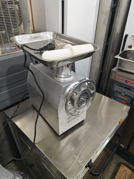 Професійна м'ясорубка та тендерайзер бу