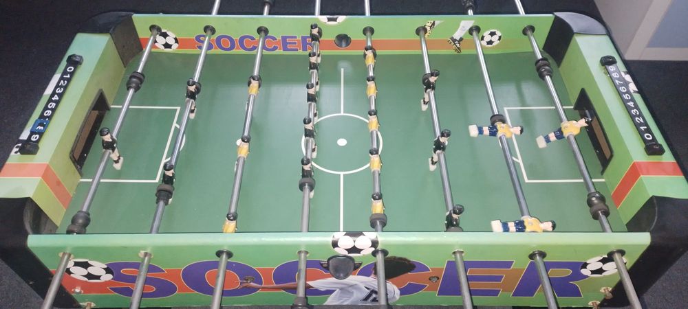 Sprzedam dużom grę  Piłkarzyki