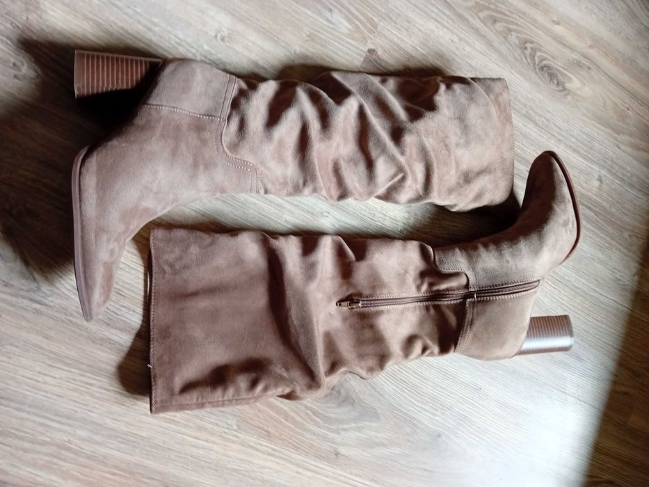 Kozaki rozmiar  41 eko zamsz