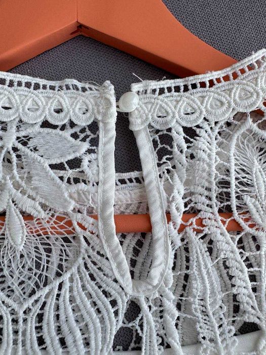 Блуза із мережива