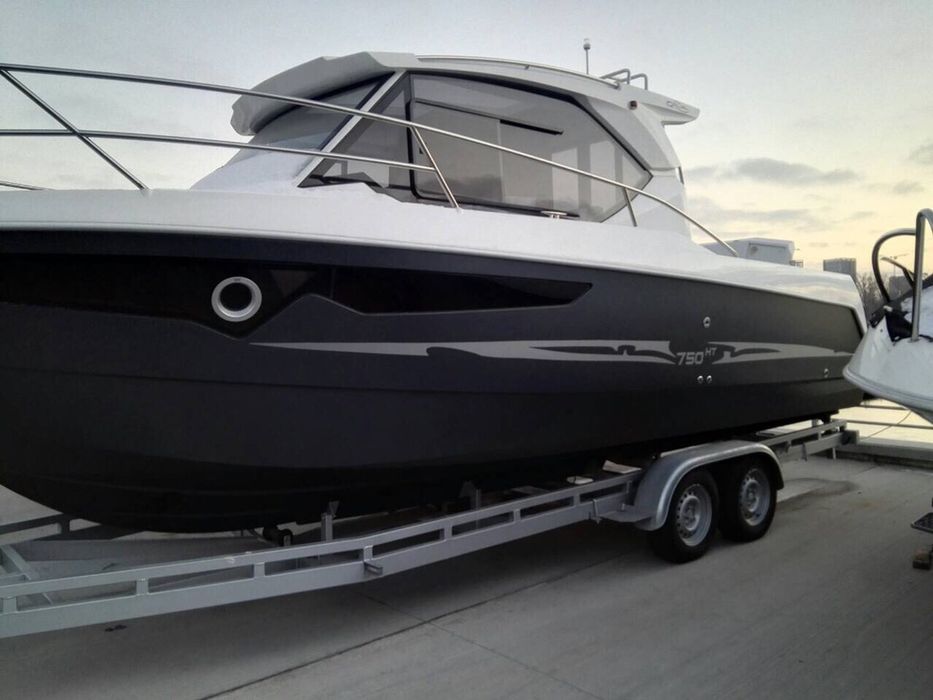 Новая моторная лодка Galia 750HT