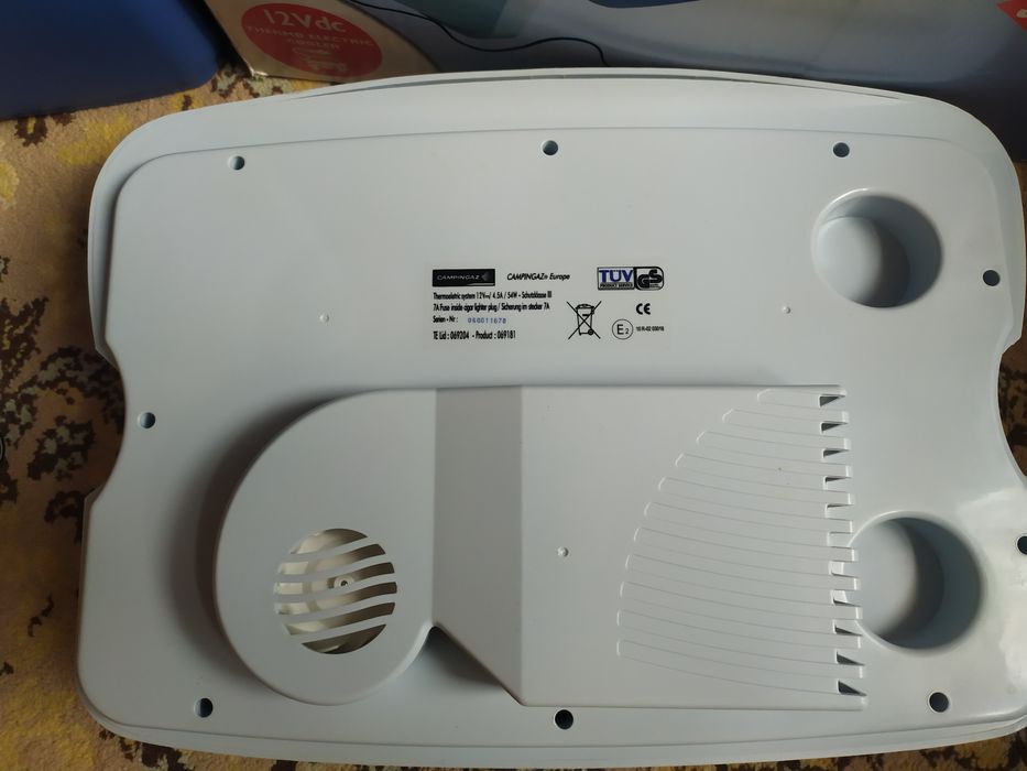 Холодильник Campingaz Powebox 28l Deluxe Авто переносной с нагревом