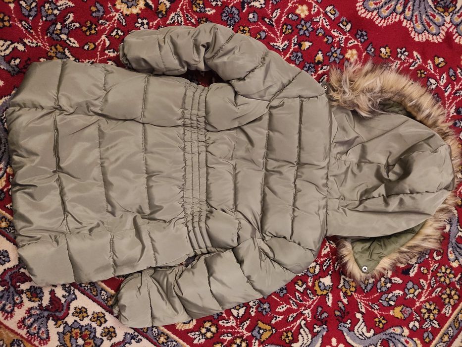 Kurtka dziewczęca płaszcz zimowy DKNY 8 lat zielona zimowa puchowa