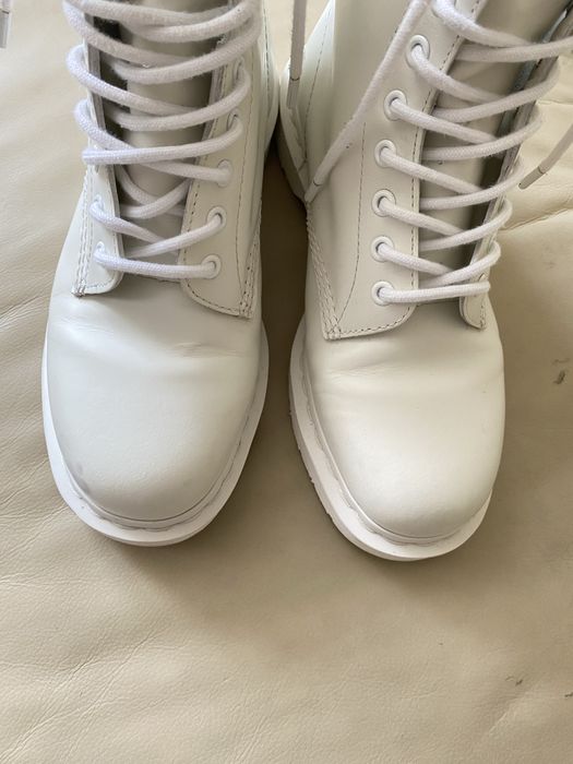 Buty trapey Dr.Martens biale hit wiosna lato