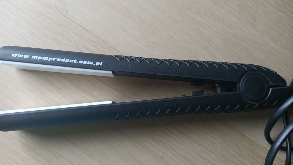 Jak nowa ceramiczna Prostownica do włosów 230 V  40W,  pokrowiec