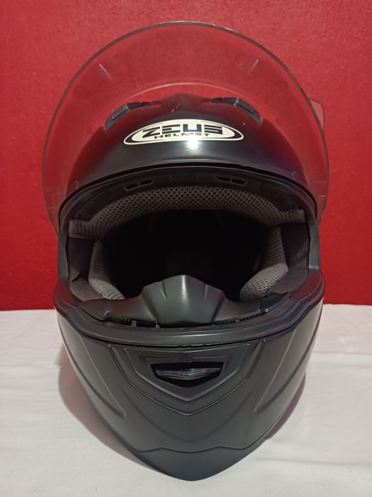 Capacete usado em bom estado