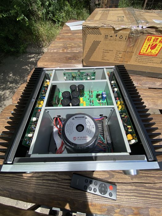 Комбайн Tonewinner AD‑86D — Hi‑Fi класу A/B. 120в