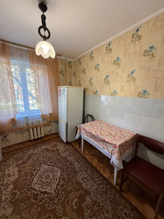 Продаю 3к квартиру у Центрі