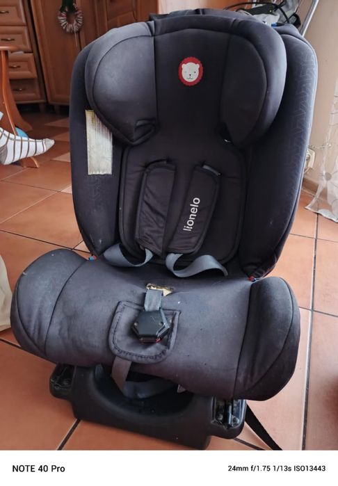 Fotelik lionelo sander isofix