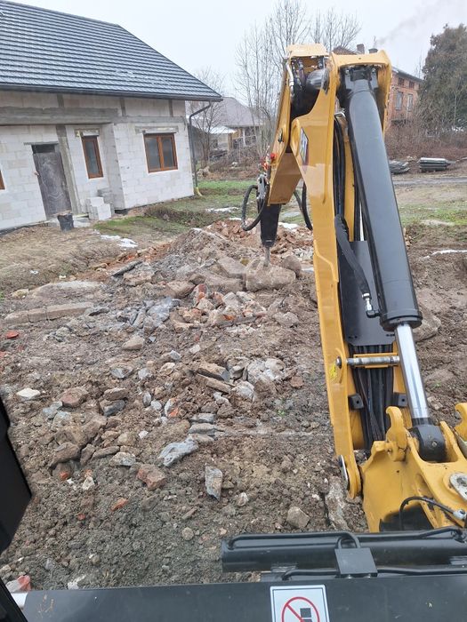 Usługi Koparko-Ładowarką