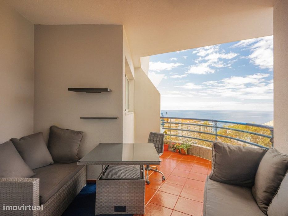 Duplex T4 no último andar, Praia Formosa