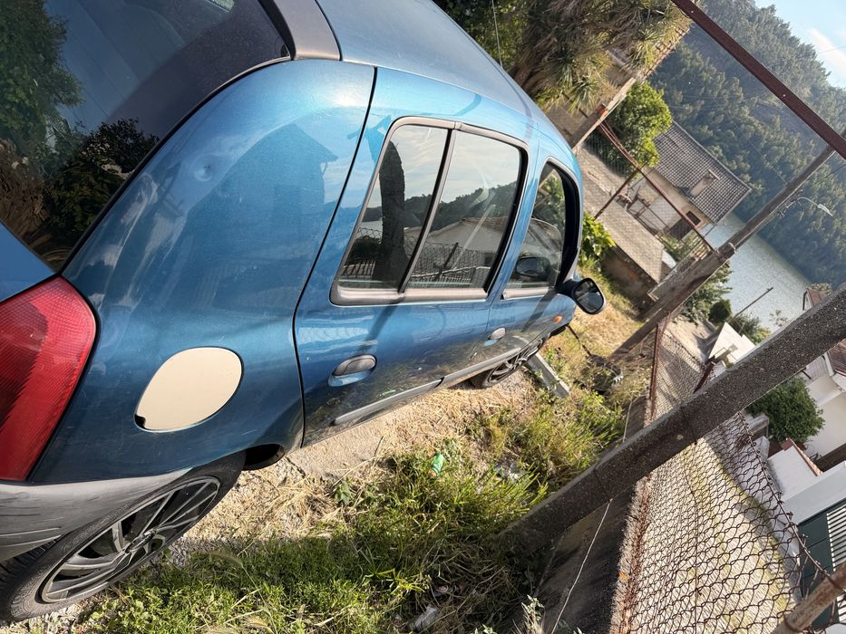 Renault clio 1999