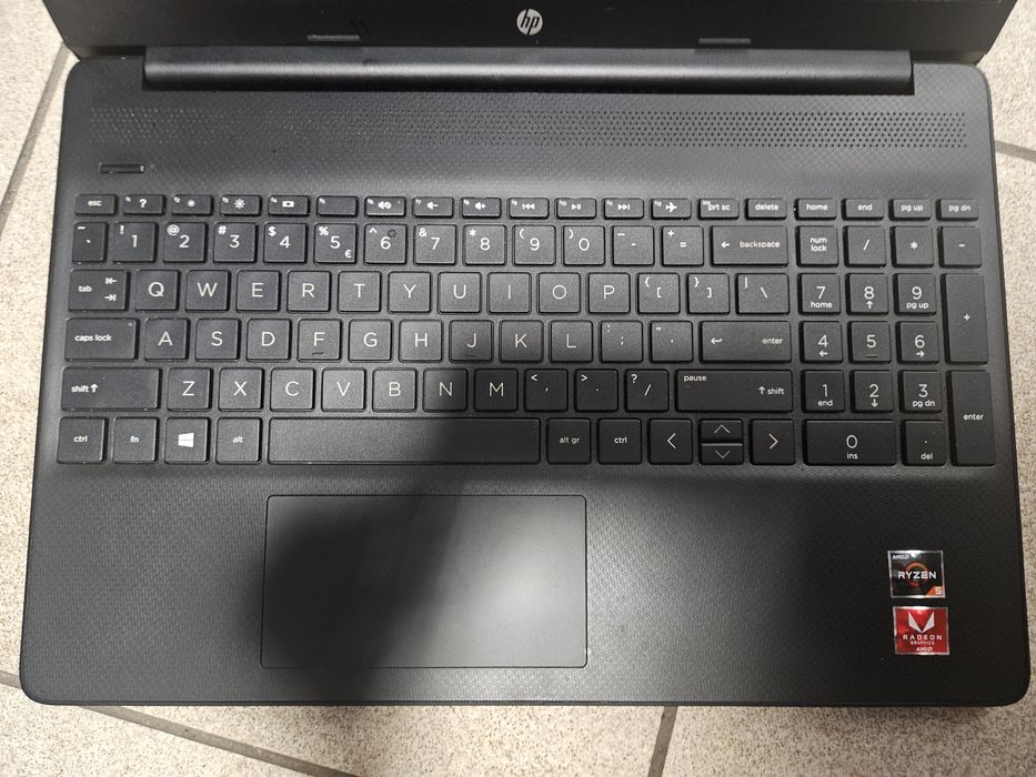 Laptop hp 15s-eq0035nw