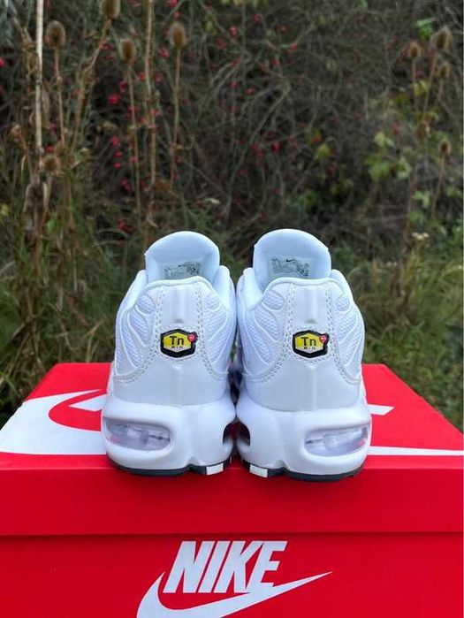 Air_Max_TN_Plus_Biały 43