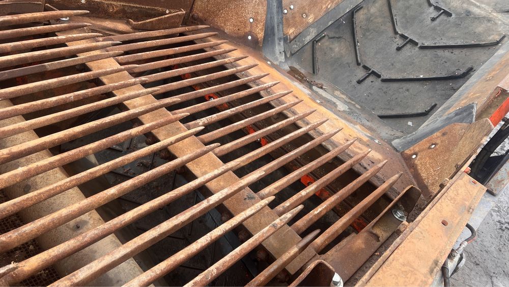 Przesiewacz finlay 883 sandvik qe 341 Warrior 1800