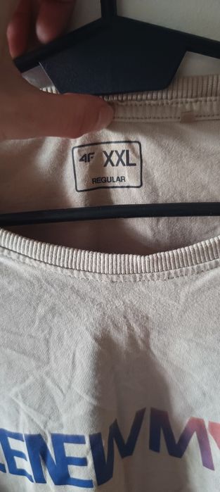 T-shirt męski w rozmiarze XXl
