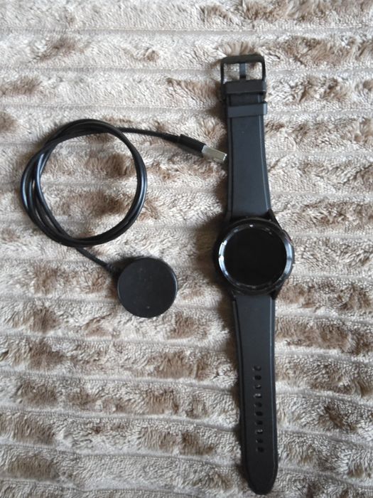 Часы Samsung Galaxy Watch 4