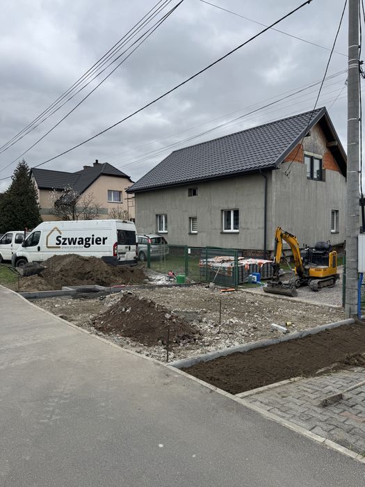 Koparka / Minikopaka / Usługi koparko-ładowarką - Wynajem z operatorem
