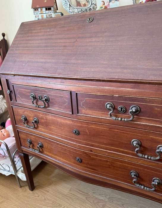 Escrivaninha vintage em madeira maciça