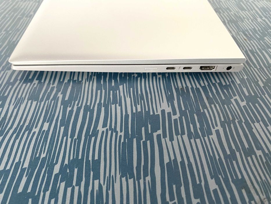 Portátil HP EliteBook 840 G7 | Intel i5 10ª Gen | 16GB RAM | SSD 256GB