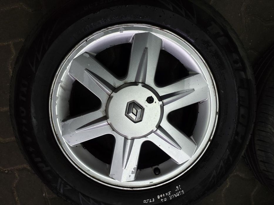 JANTES RENAULT R16 COM PNEUS 225/60 FURAÇÃO 5X108