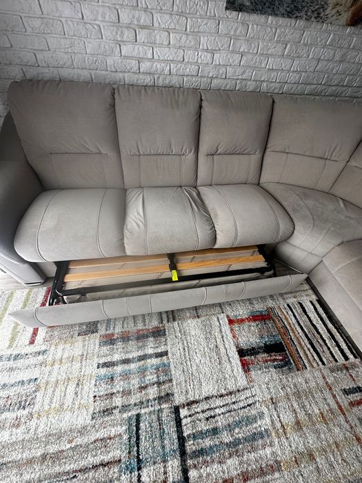 Kanapa narożna rozkładana