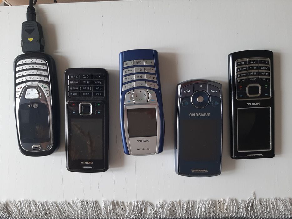 Stary telefon klasyka KOMPLET