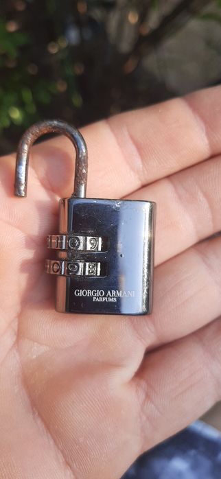 Замочки  до сумок    .