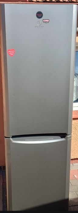 Lodówka Indesit jak na foto No Frost  LED wysoka + transport