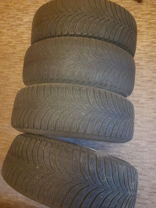 GoodiYear Ultra Gryp r15-195-65 комплект 4+4