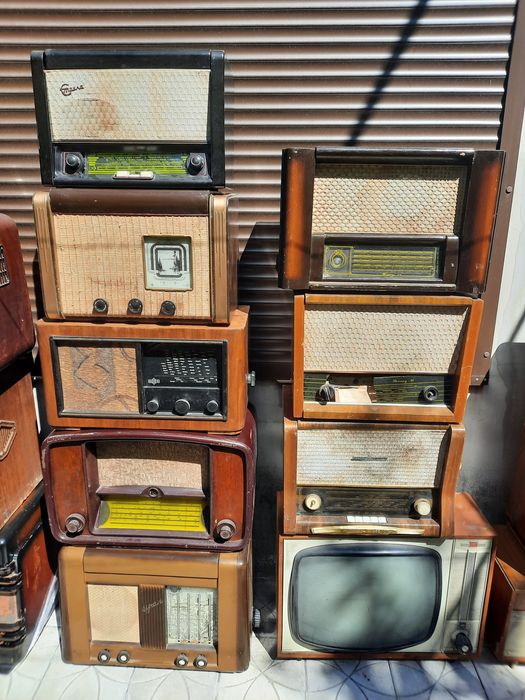 Радіоли,одним лотом.