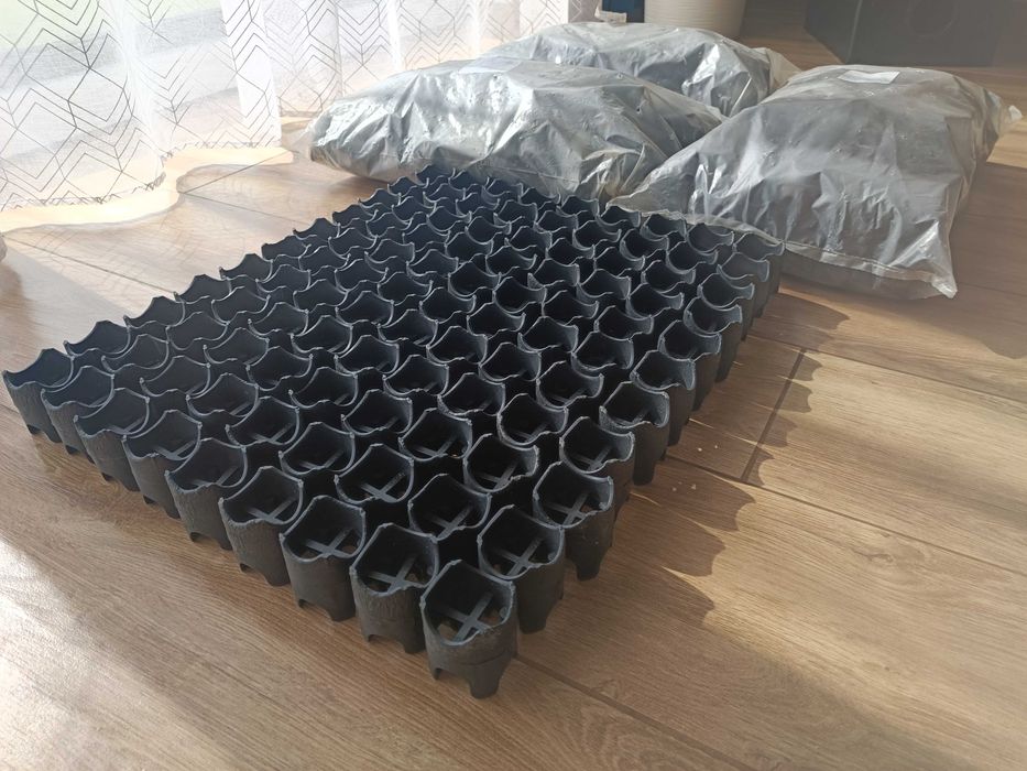 Podkładki zbrojeniowe, dystanse 35mm/40mm/45mm/50mm 399 sztuk