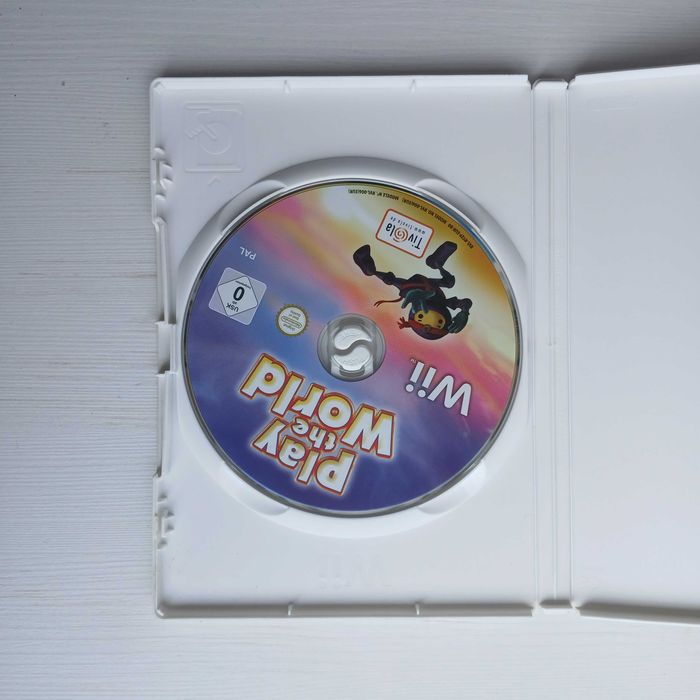 Wii # Play the World